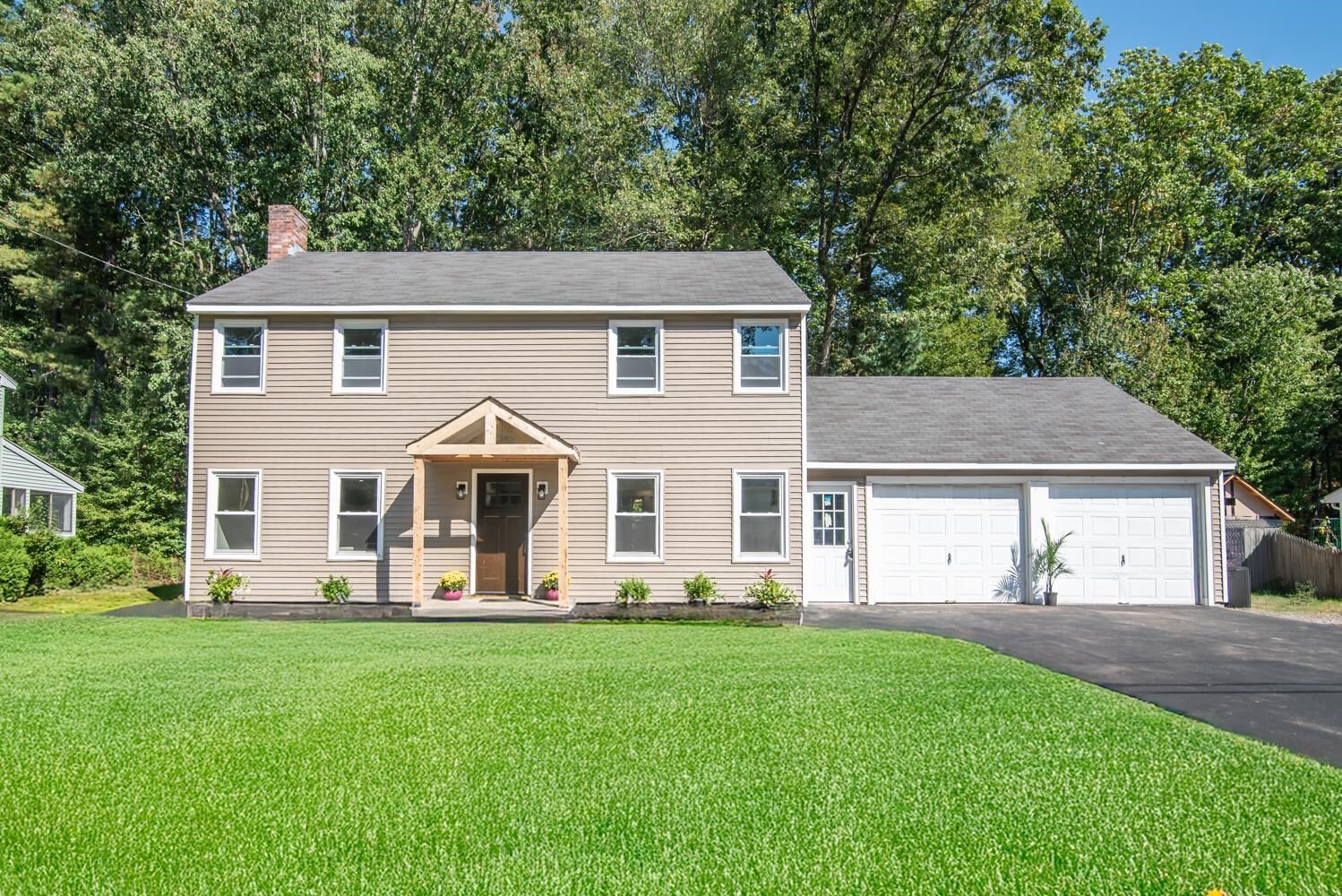 Property Photo:  11 Chatham Street  NH 03063 