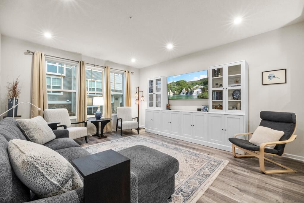 Property Photo:  775 Roselyn Drive  MN 55386 