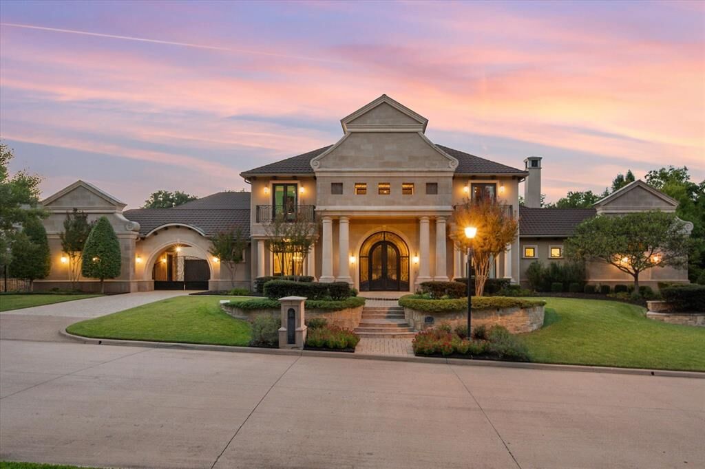 Property Photo: 3209 Penny Lane TX 76063