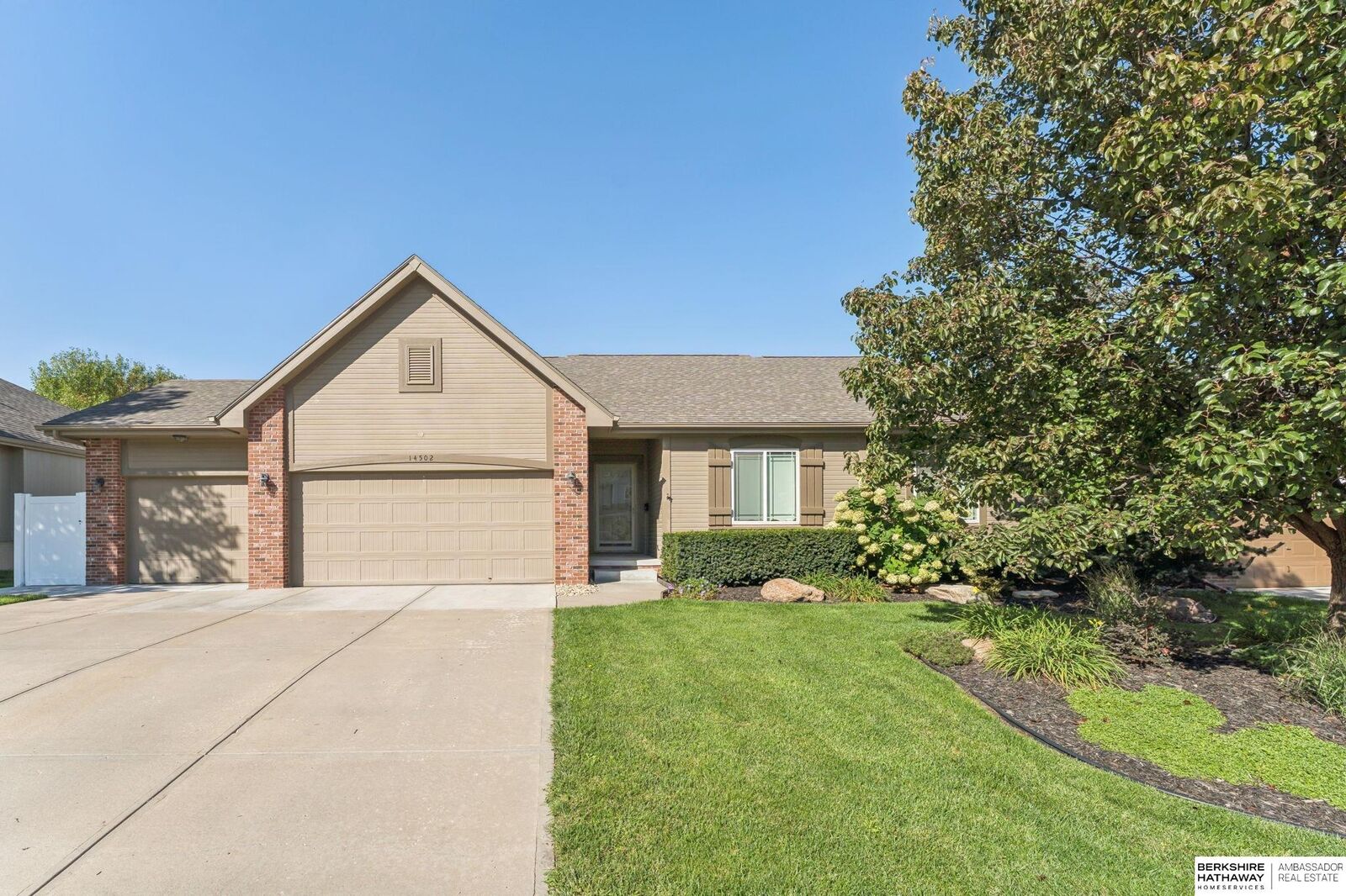 Property Photo:  14502 S 22nd Street  NE 68812-3 