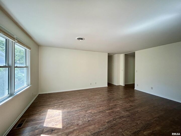 Property Photo:  611 S Terrace Drive  IL 62901 