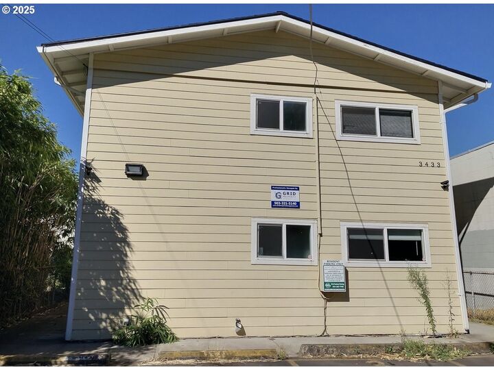3433 SE 22nd Ave  Portland OR 97202 photo