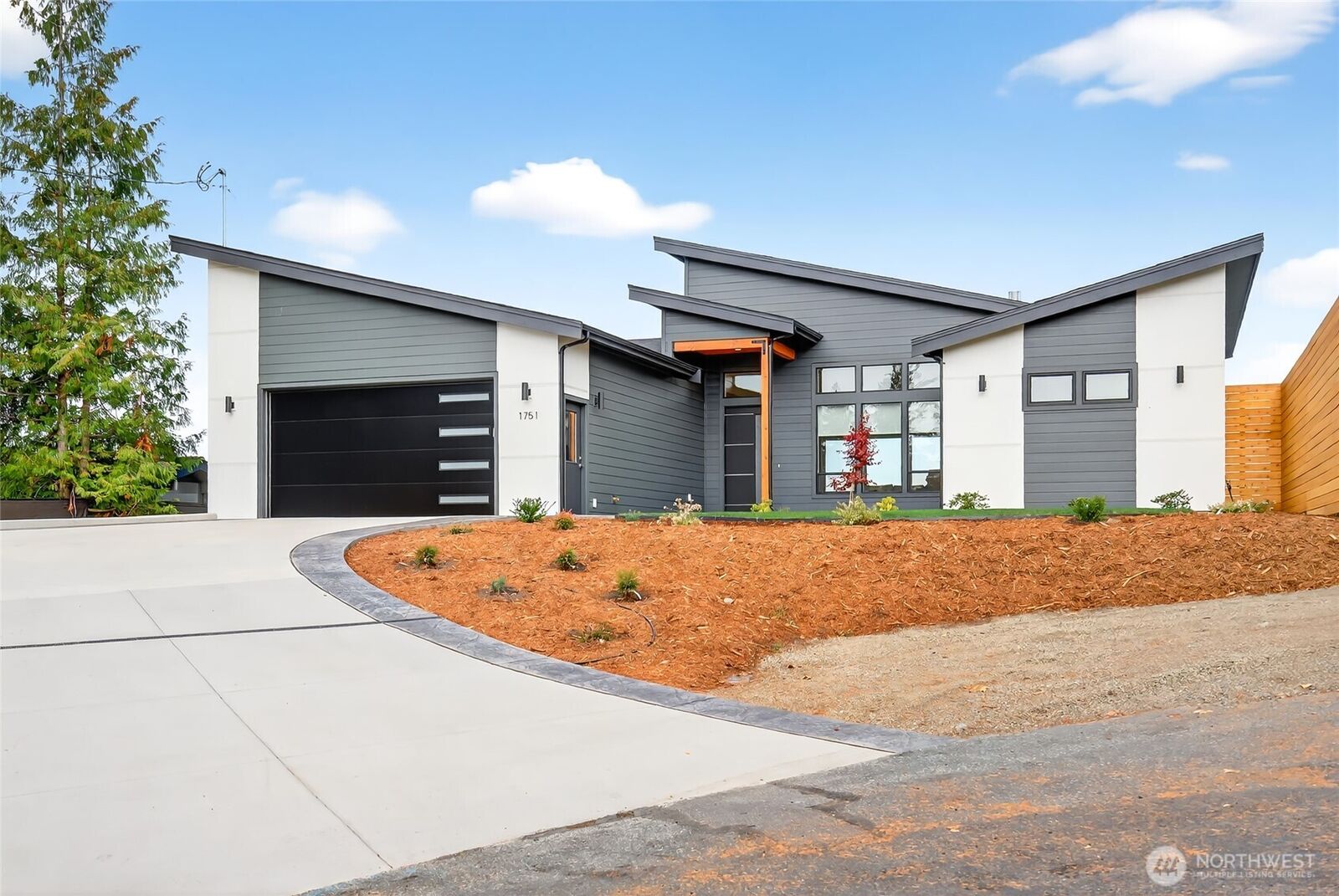 Property Photo:  1751  Sapphire Trail  WA 98226 