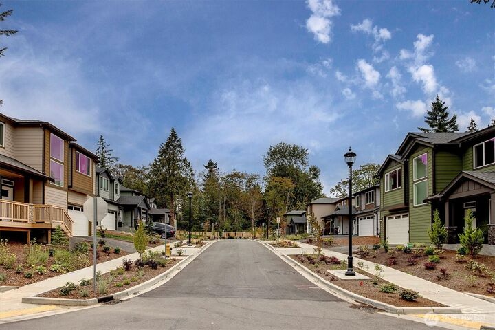 Property Photo:  10667 SE 170th Pl Lot 9  WA 98055 