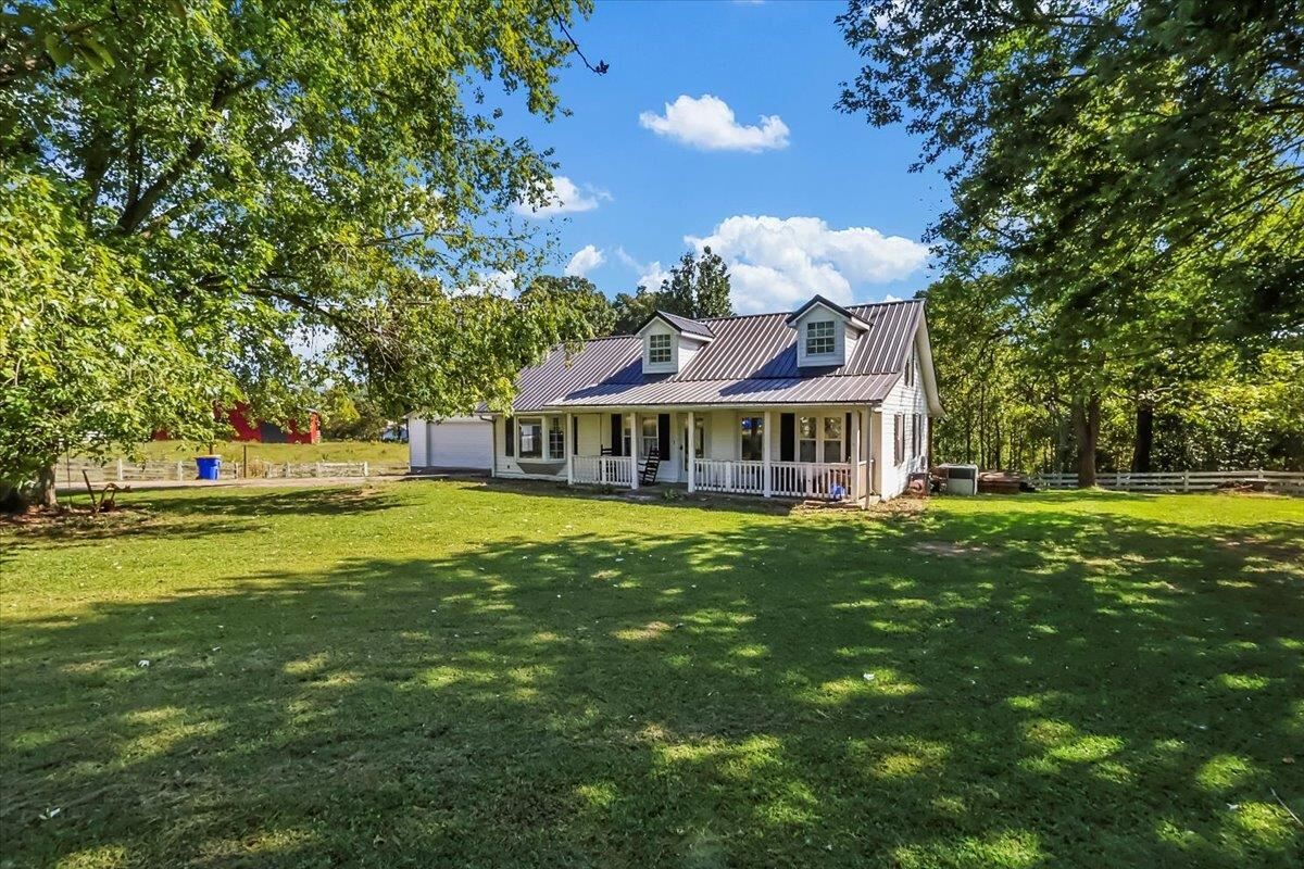 Property Photo:  4560 Mud Lick Flippin Road  KY 42167