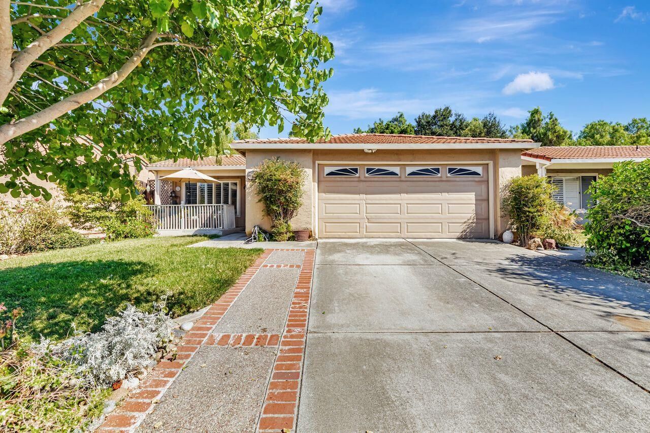 Property Photo:  5480 Demerest Lane  CA 95138 
