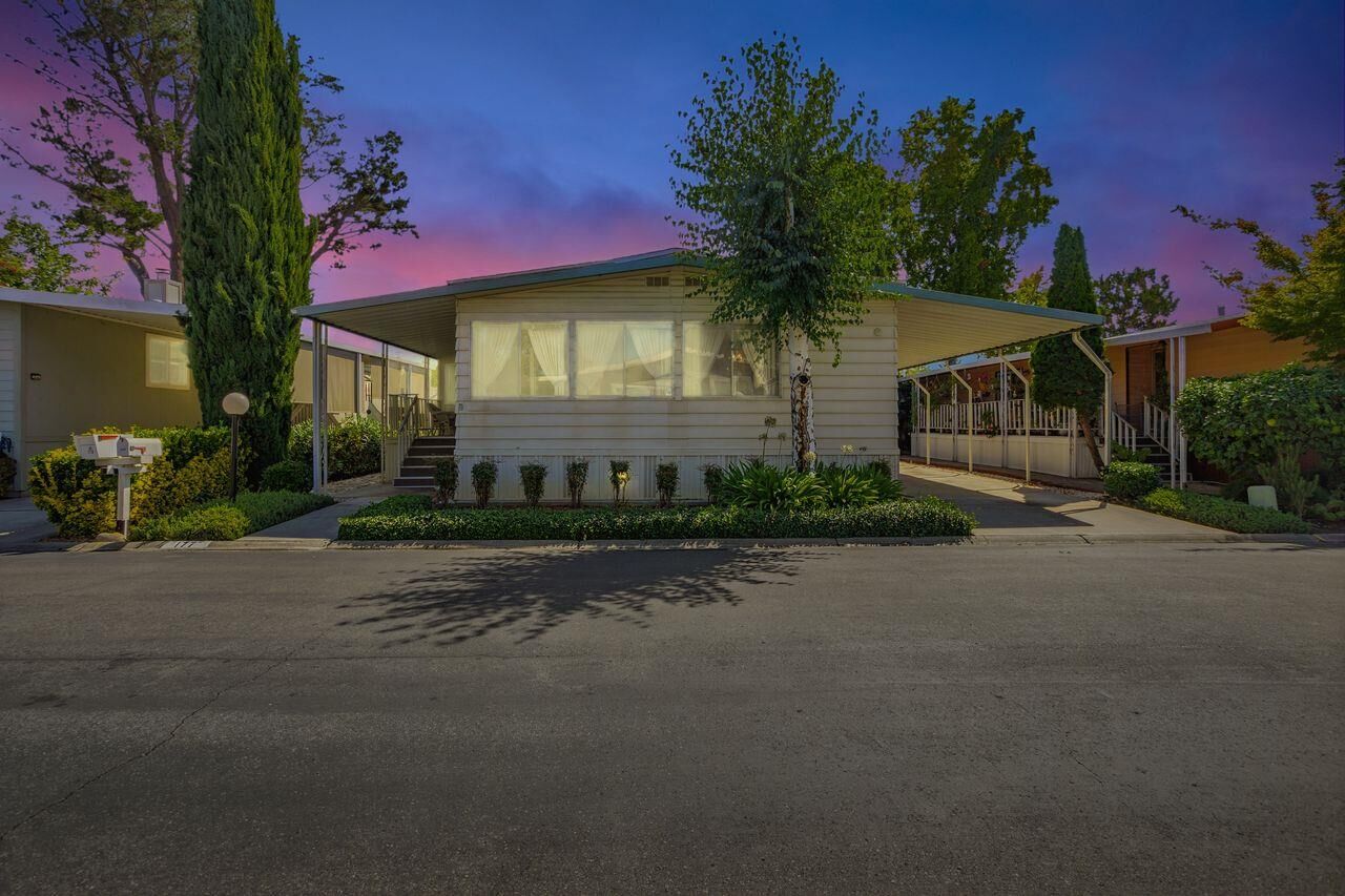 Property Photo:  177 Quail Hallow Drive 117  CA 95128 