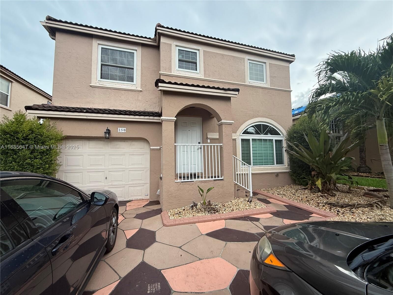 Property Photo: 250 NW 151st Ave FL 33028