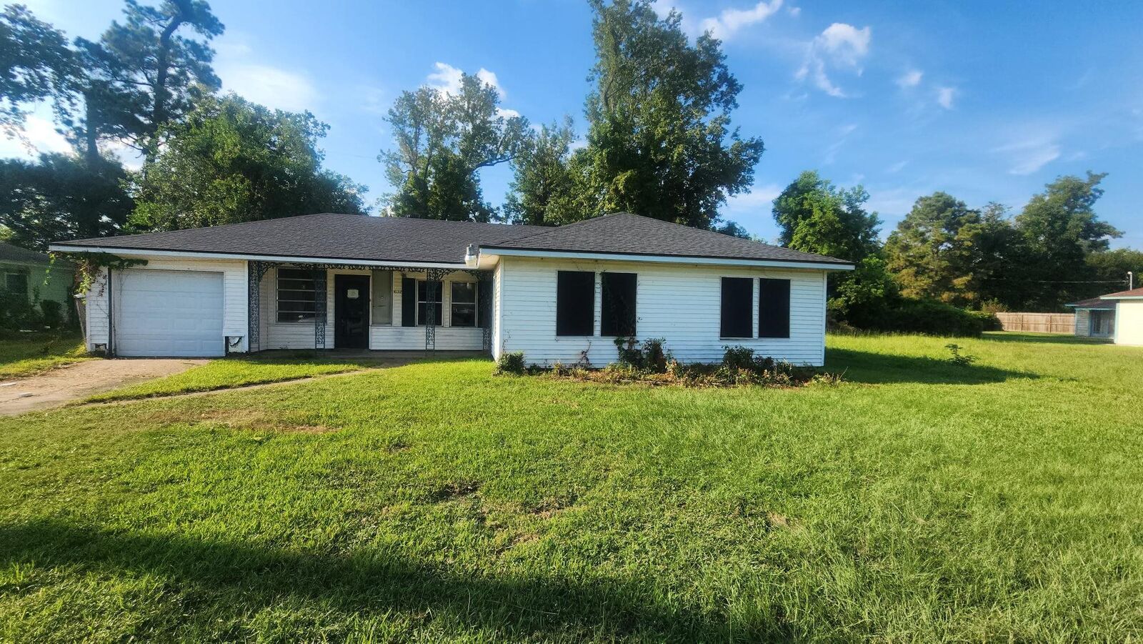 Property Photo: 1032 Ruby Lane TX 77630