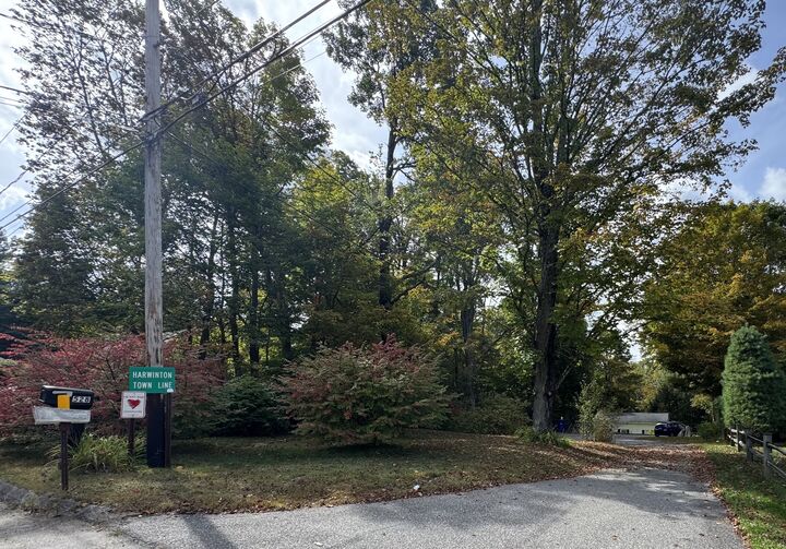 Property Photo:  528 Clearview Avenue  CT 06790 