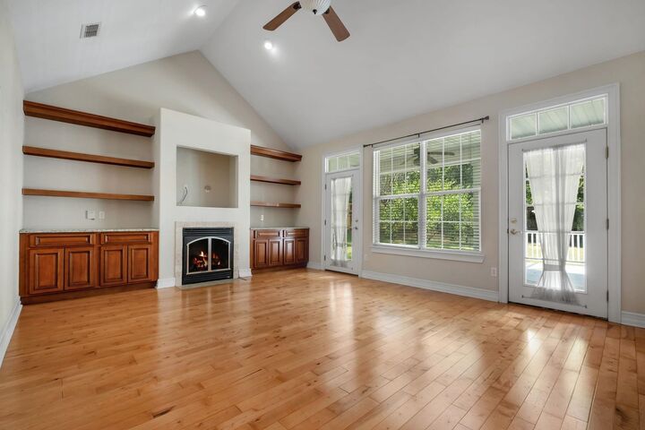 Property Photo: 686 Stonehouse Road FL 32301