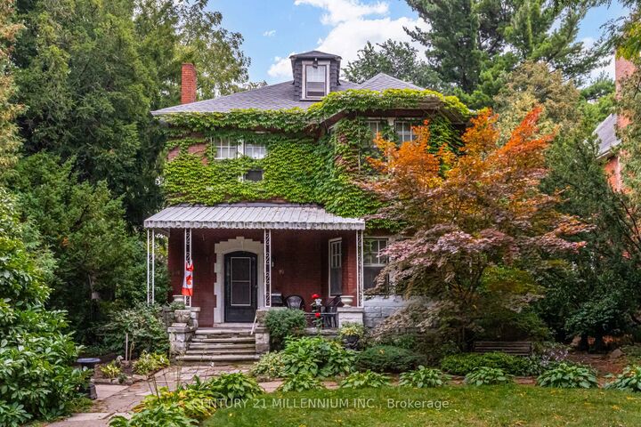 Photo de la propriété:  99 Blake Street  ON L8M 2S7 