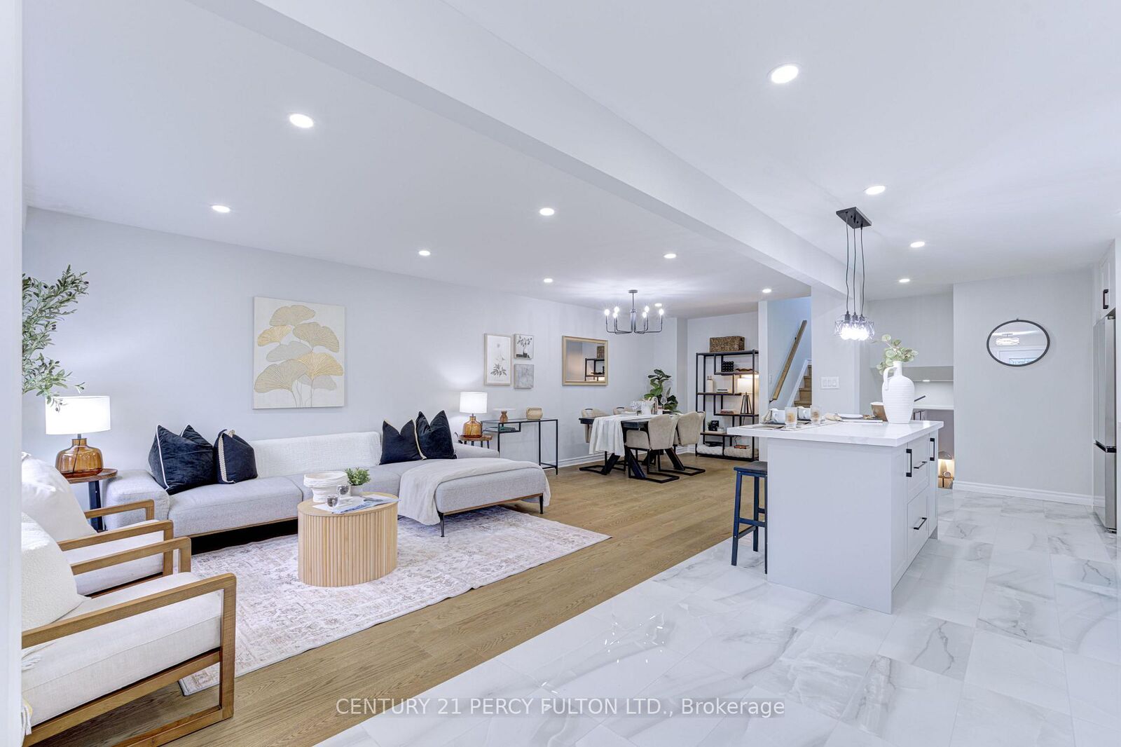 Property Photo:  7146 Harwick Drive  ON L4T 3A4 
