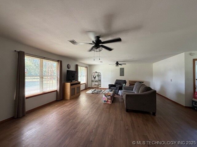 Property Photo:  1643 N 4100  OK 74759 