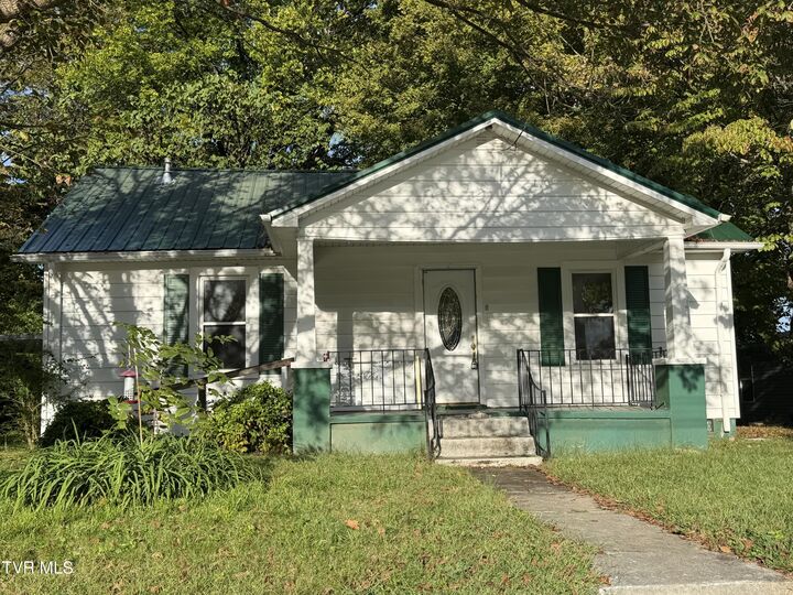610 North Hasson Street  Rogersville TN 37857 photo