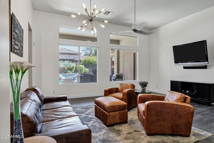 Property Photo:  4303 S Oregon Court  AZ 85248