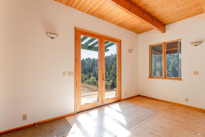 Property Photo:  4070 Williams Ranch Road  CA 95490 