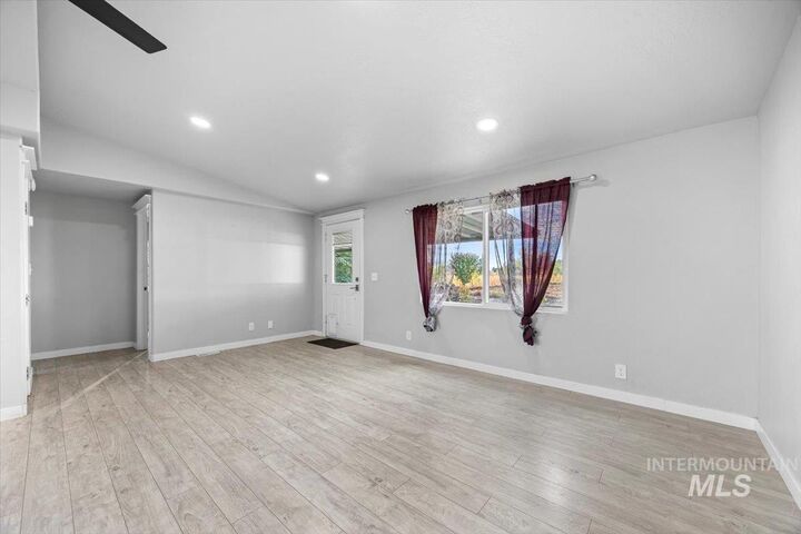 Property Photo:  3512 Wolf Lane  ID 83607