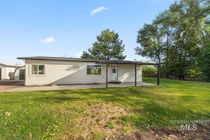 Property Photo:  3512 Wolf Lane  ID 83607 