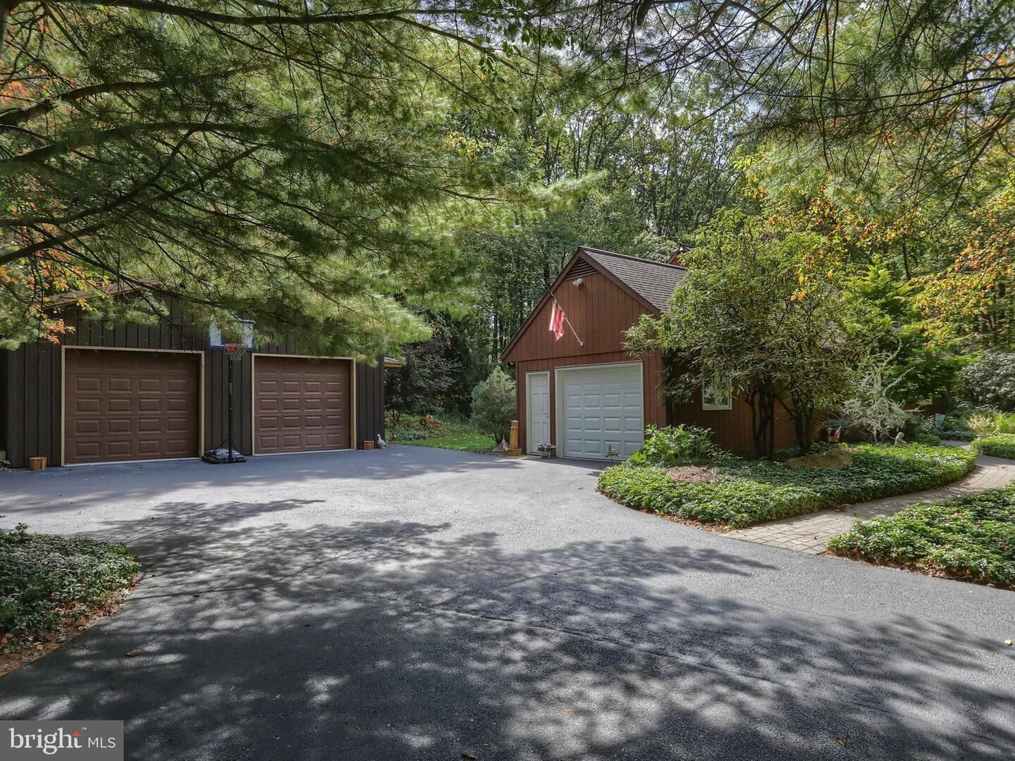 Property Photo:  903 Tulip Tree Drive  PA 17042 