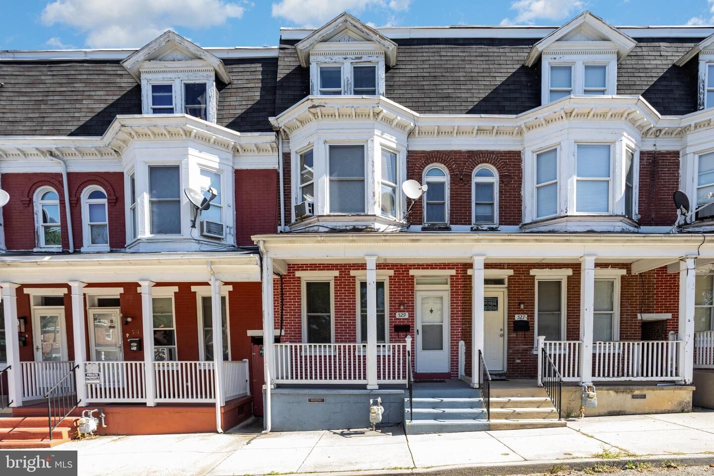 Property Photo: 529 Thomas Street PA 17404