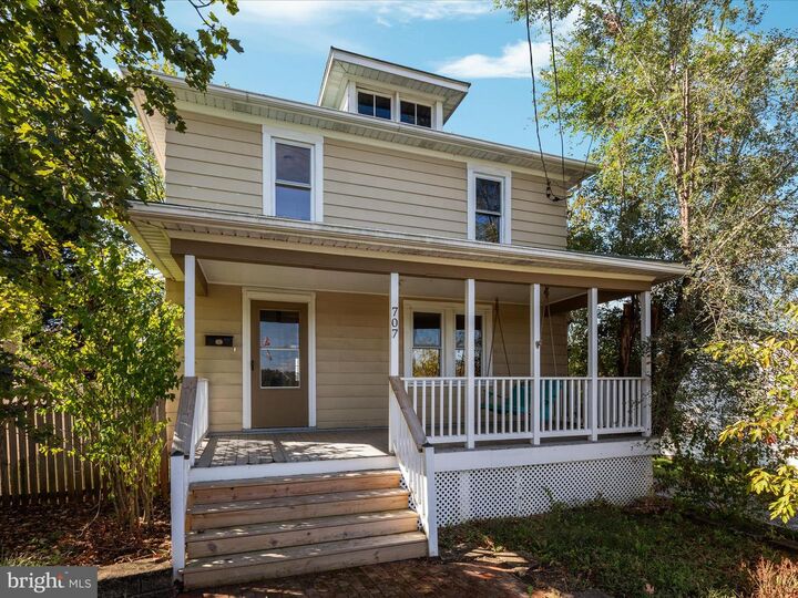 Property Photo: 707 E Cork Street VA 22601