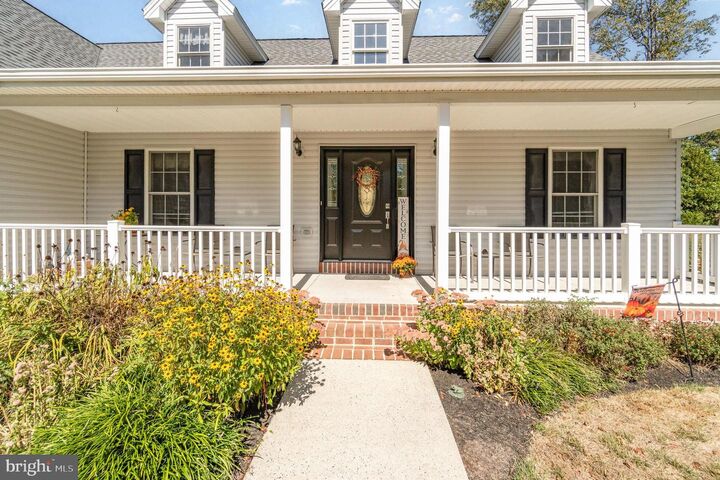 Property Photo:  735 Hunt Meadow Drive  PA 17018 