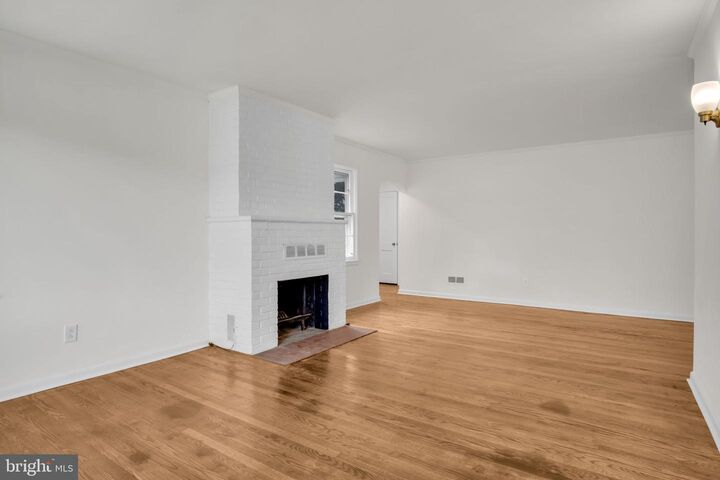 Property Photo:  114 E Maplewood Avenue  PA 17055 