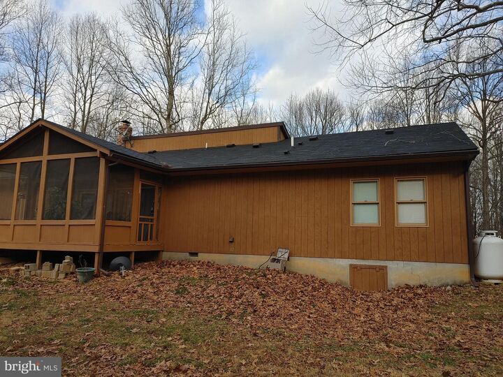 Property Photo: 16821 Tow Path Lane MD 21782