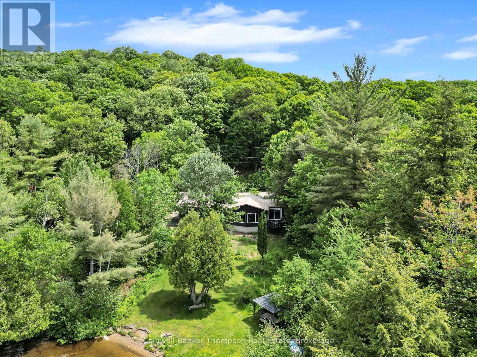 Property Photo:  810 East Waseosa Lake Road  ON P1H 2J4 