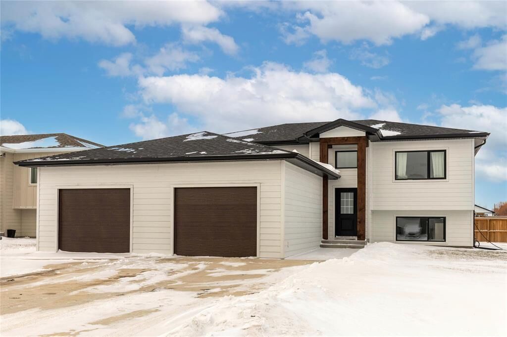 Photo de la propriété: 10 Falcon Bay MB R5H 0B8