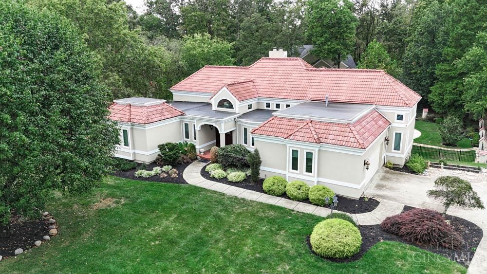 Property Photo: 11433 Terwilligersridge Court OH 45249