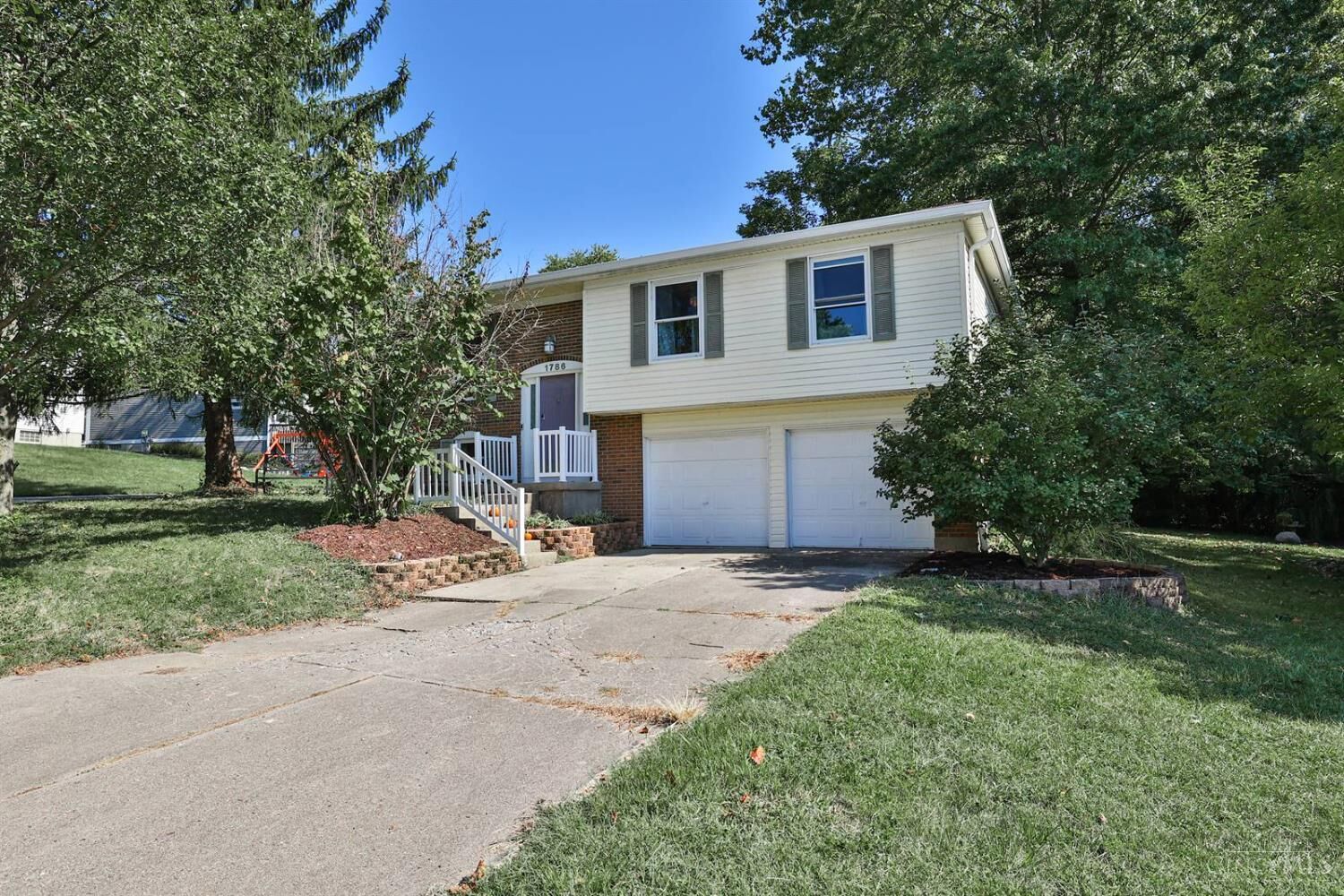 Property Photo:  1786 Woodpine Lane  OH 45255 