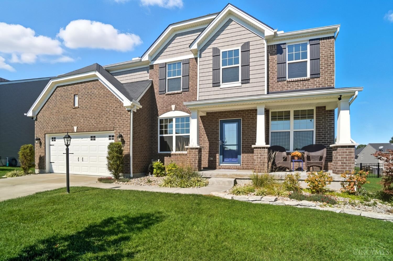 Property Photo: 1218 Twin Gate Run OH 45102