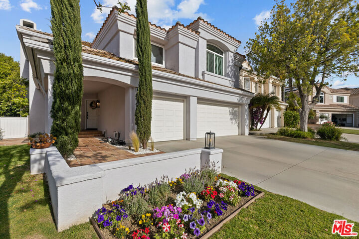 Property Photo: 4370 Park Monte Nord CA 91302