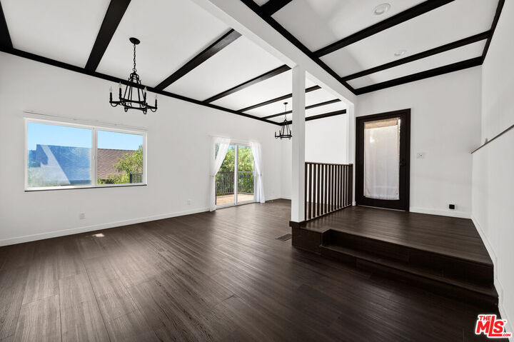 Property Photo:  1915 Apex Ave  CA 90039 