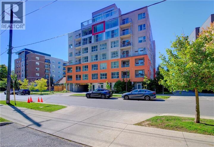 Property Photo:  321 Spruce Street 102  ON N2G 0G4 