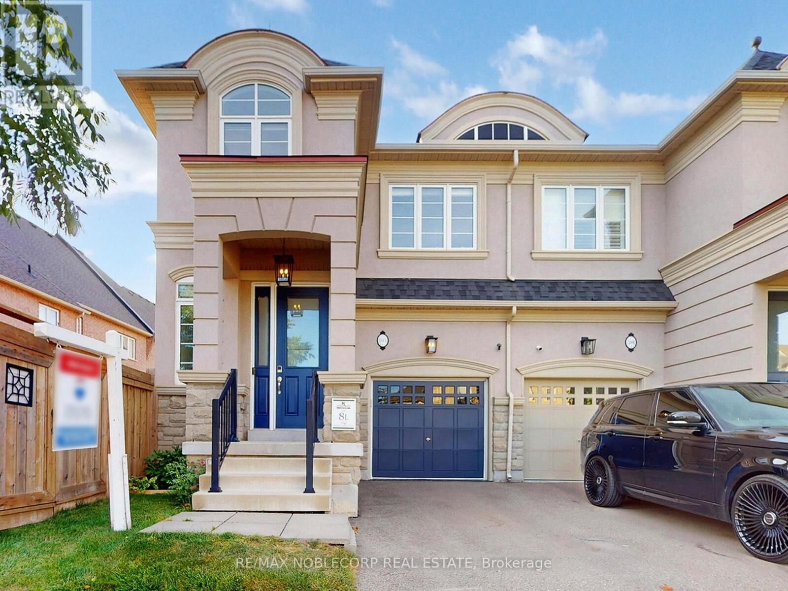 Property Photo: 593 Settlers Road West ON L6M 4K6