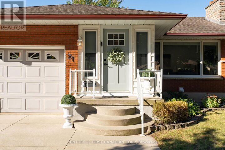 Property Photo: 21 Marbenor Crescent ON N5W 1T4