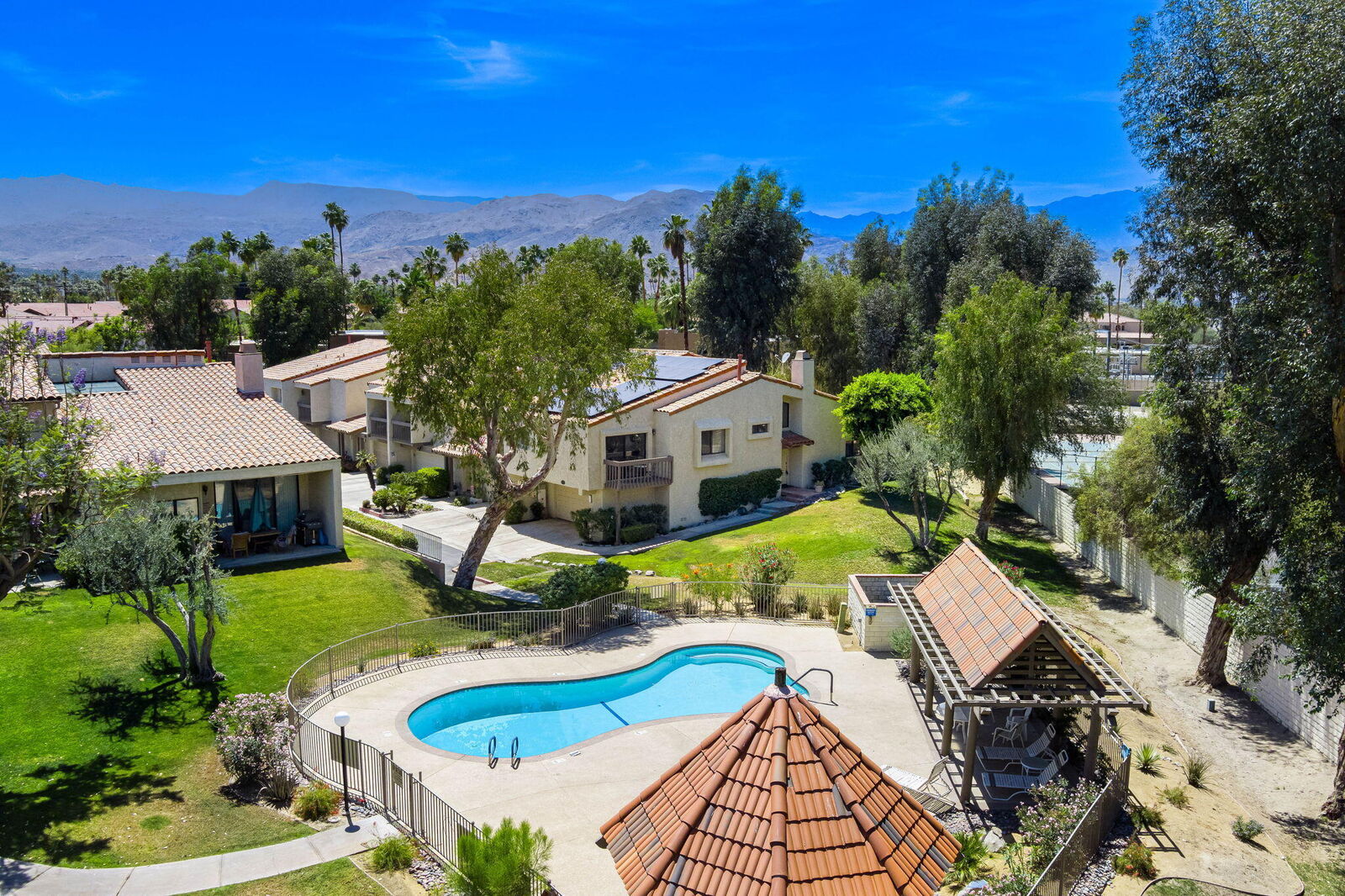 Property Photo:  45320 Driftwood Drive  CA 92260 