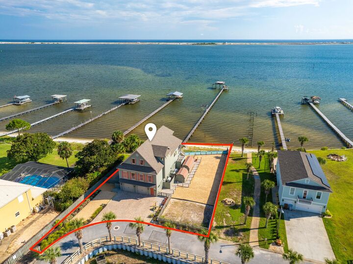 8944 Windgate Circle  Navarre FL 32566 photo