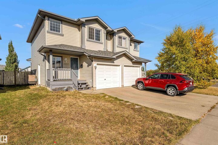 Property Photo:  3008 31 Avenue NW  AB T6T 1W9 