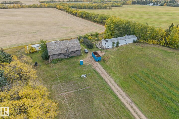Property Photo:  57417 Rge Road 251  AB T0G 1L0 