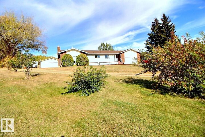 23516 Twp Road 560 96  Rural Sturgeon County AB T0A 0K4 photo