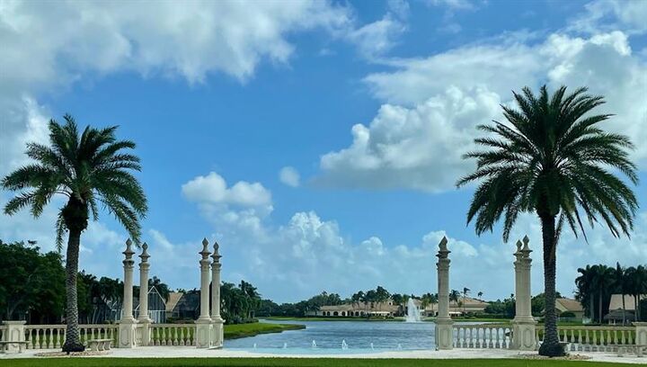 Property Photo:  8871 Majorca Bay Dr  FL 33467 