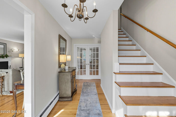 Property Photo: 25 Buxton Lane CT 06878