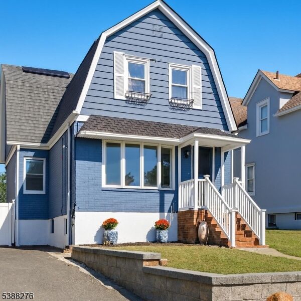 Property Photo:  38 Evergreen Ave  NJ 08863 