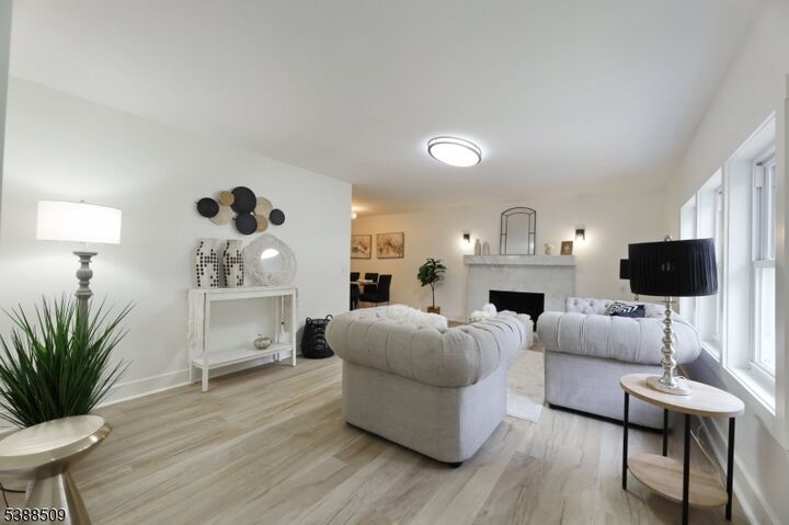 Property Photo:  6 Tamarack Trl  NJ 07460 