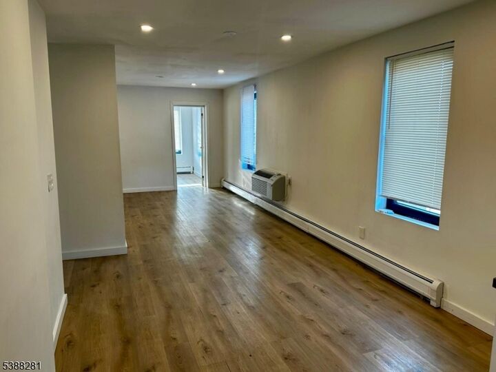 Property Photo:  9 Fraser St 2  NJ 08863 
