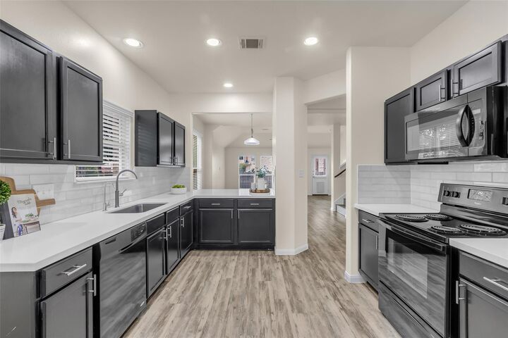 Property Photo: 3807 Springcrest Ln TX 77356